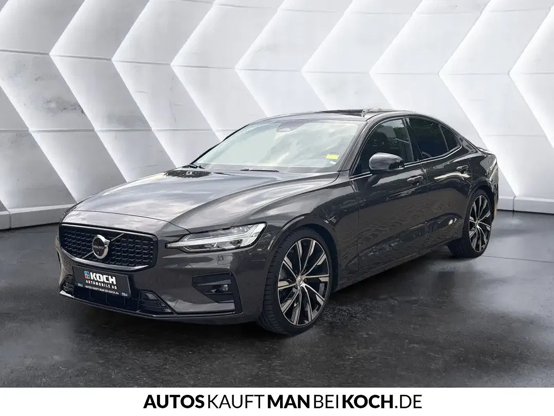 Volvo S60 B5 AWD Ultimate Dark - foto 1