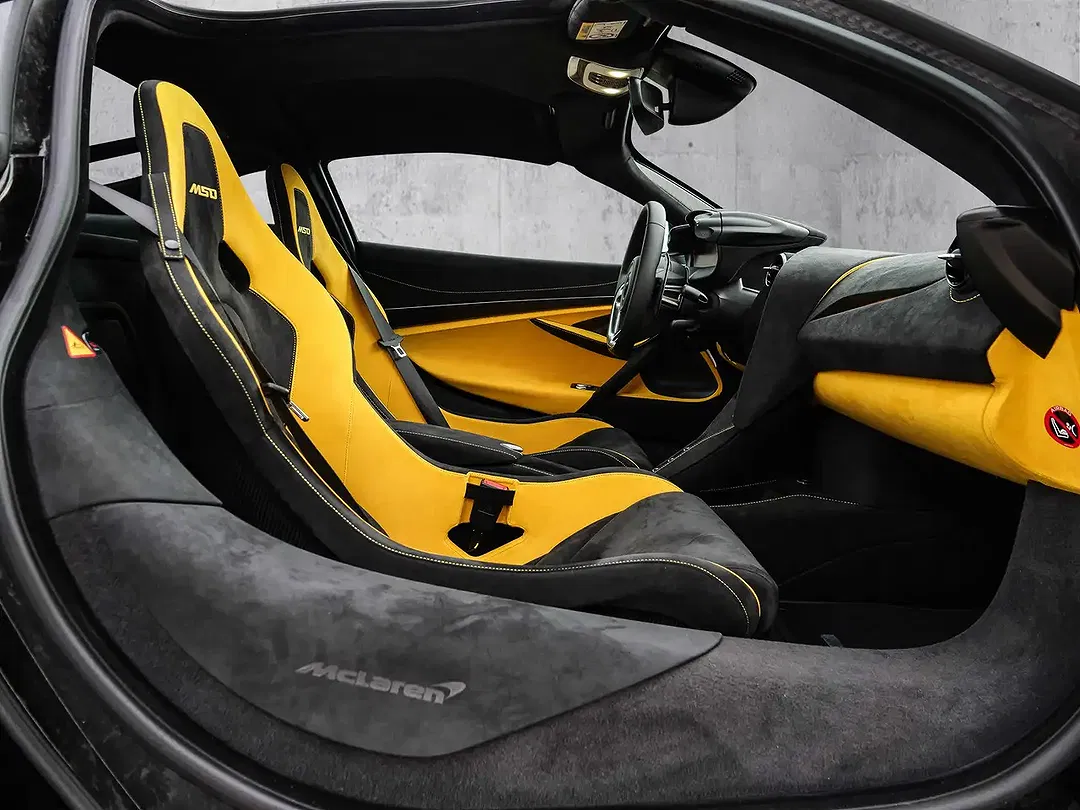 McLaren 750S MSO Coupé - Thumbnail 6