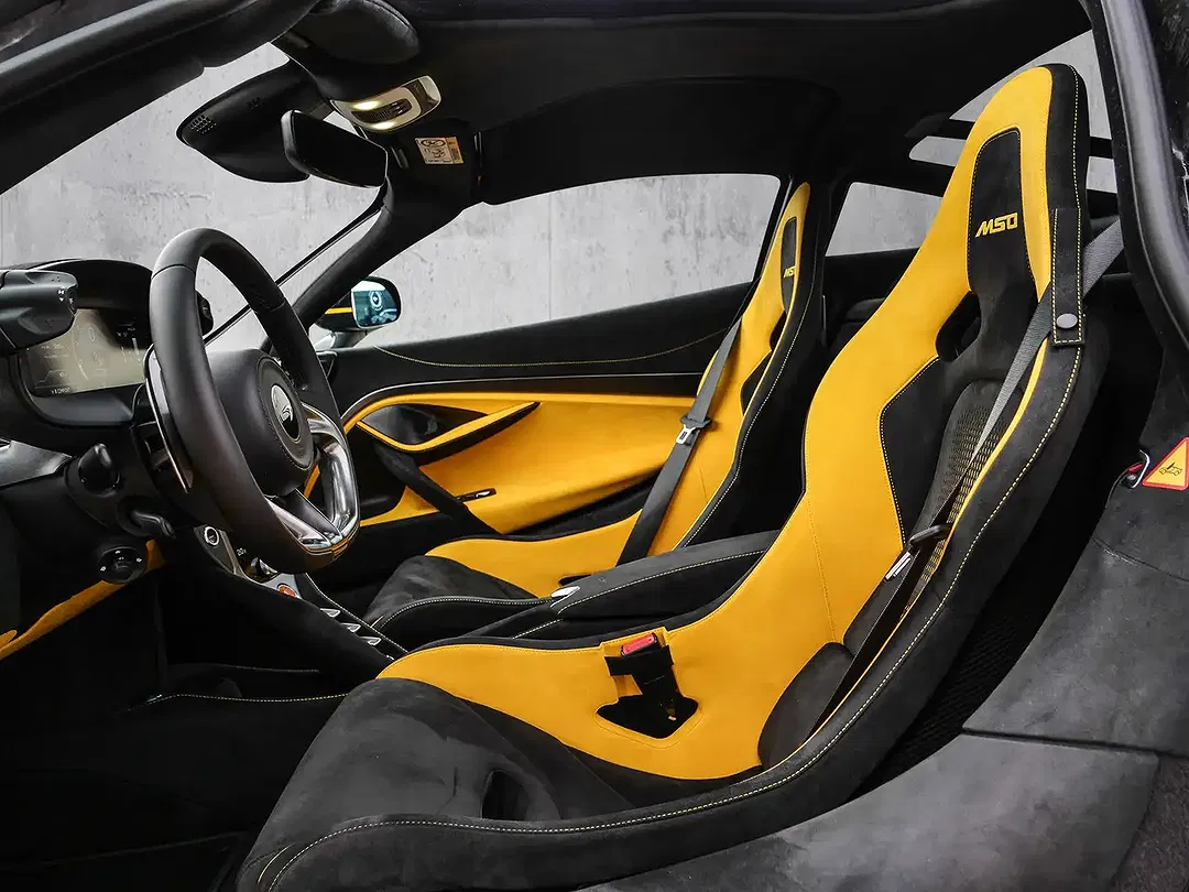 McLaren 750S MSO Coupé - Thumbnail 8