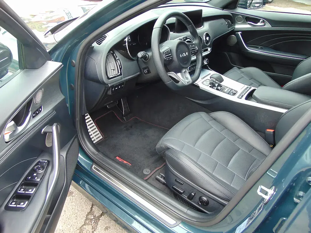 Kia Stinger 4WD GT - Thumbnail 6