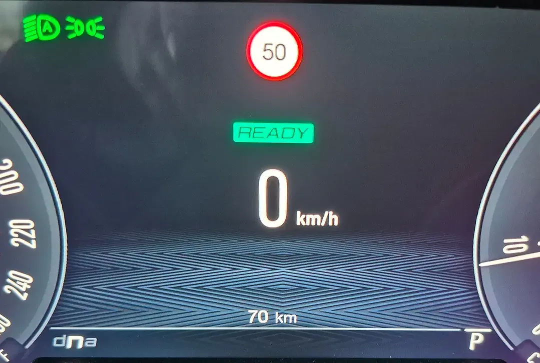 Alfa Romeo Tonale 1.5 VGT Hybrid Intensa - Thumbnail 12