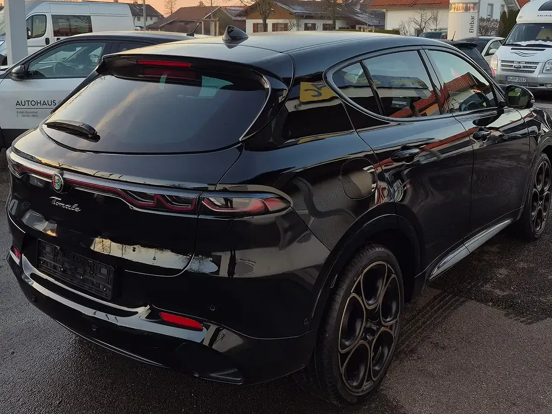 Alfa Romeo Tonale 1.5 VGT Hybrid Intensa - Thumbnail 3