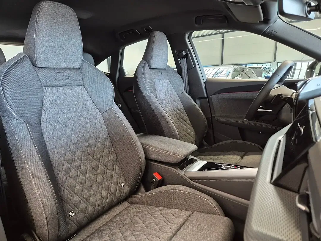 Audi Q5 2.0 TDI quattro Matrix LED Sportback S line - Thumbnail 12