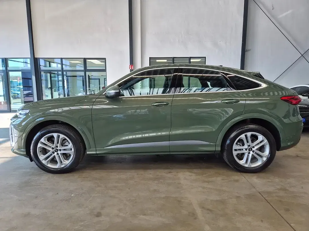 Audi Q5 2.0 TDI quattro Matrix LED Sportback S line - Thumbnail 8