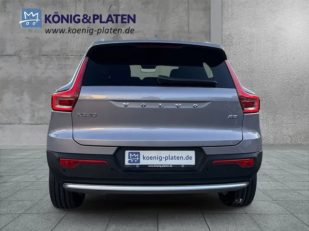 Volvo XC40 B3 Core - Thumbnail 5