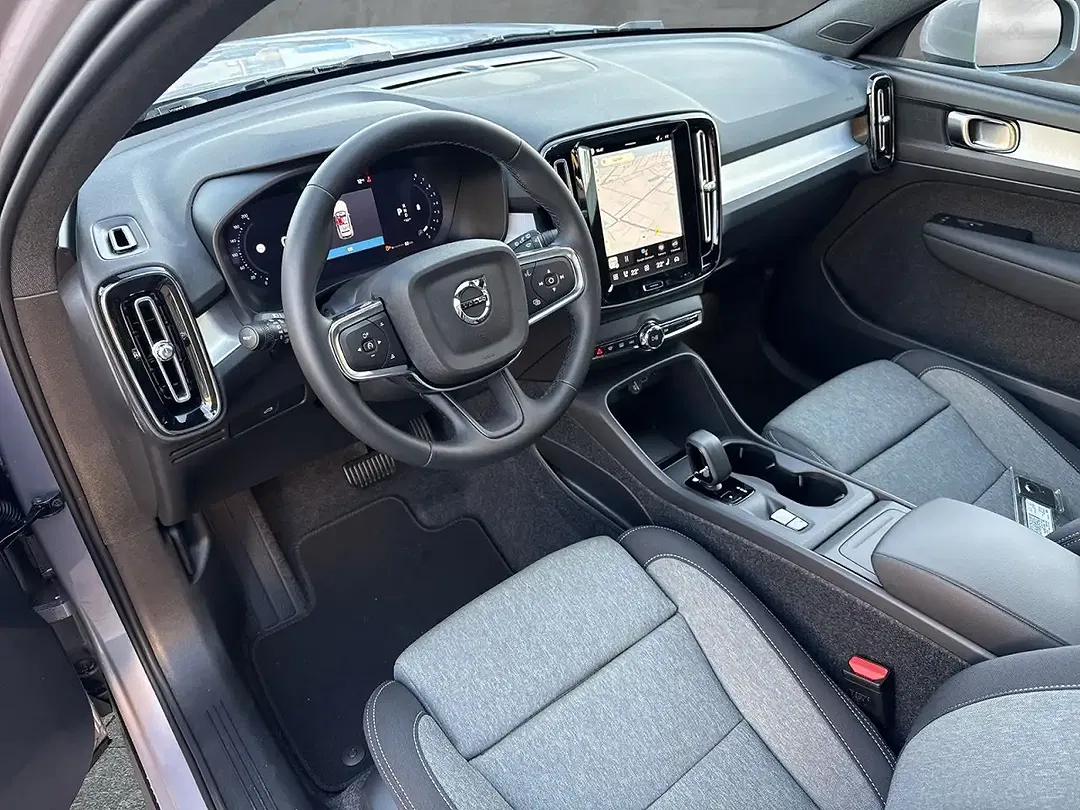 Volvo XC40 B3 Core - Thumbnail 9