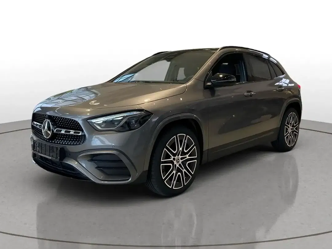 Mercedes-Benz GLA 220 4MATIC AMG Line Night - Thumbnail 1