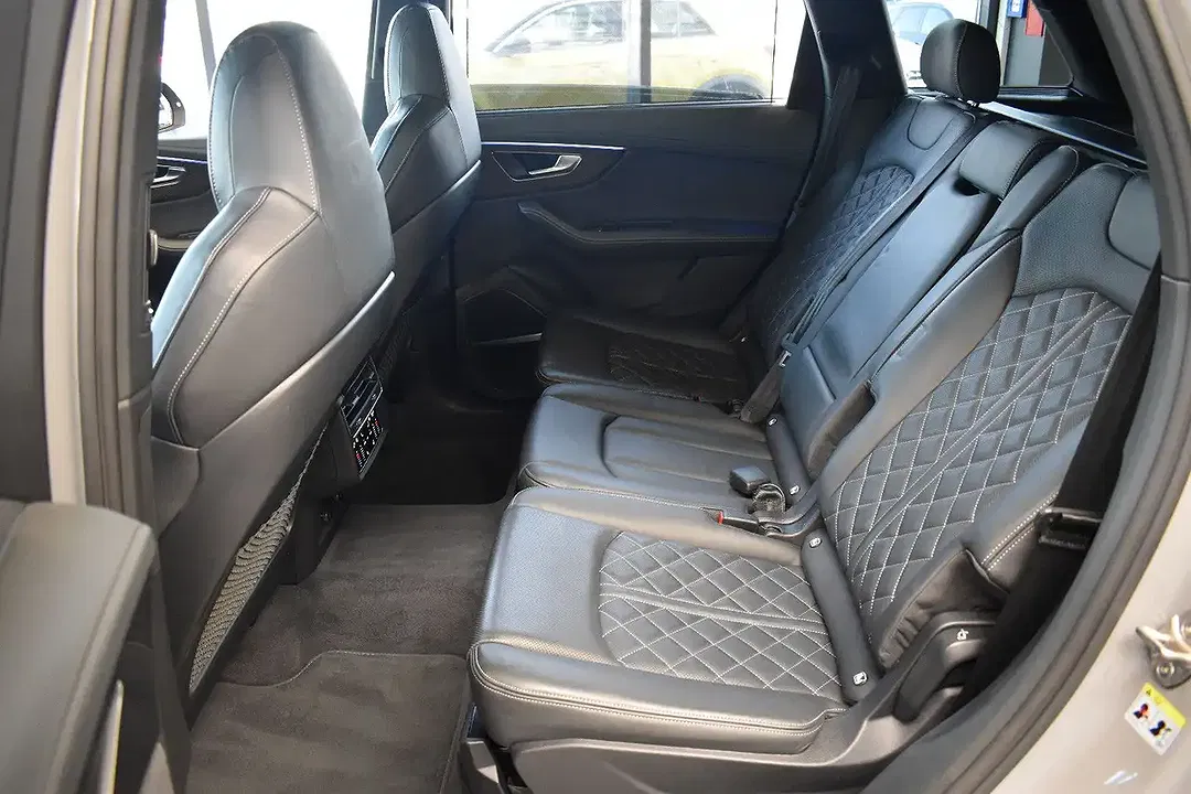 Audi SQ7 4.0 TFSI quattro plus - Thumbnail 11