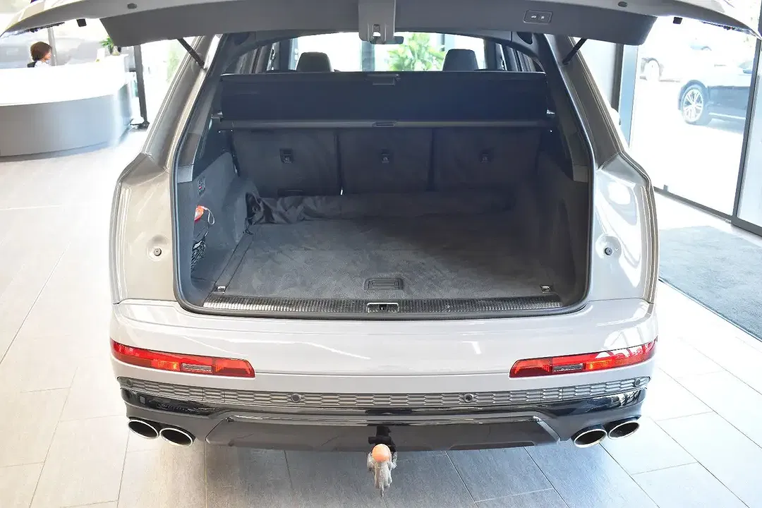 Audi SQ7 4.0 TFSI quattro plus - Thumbnail 12