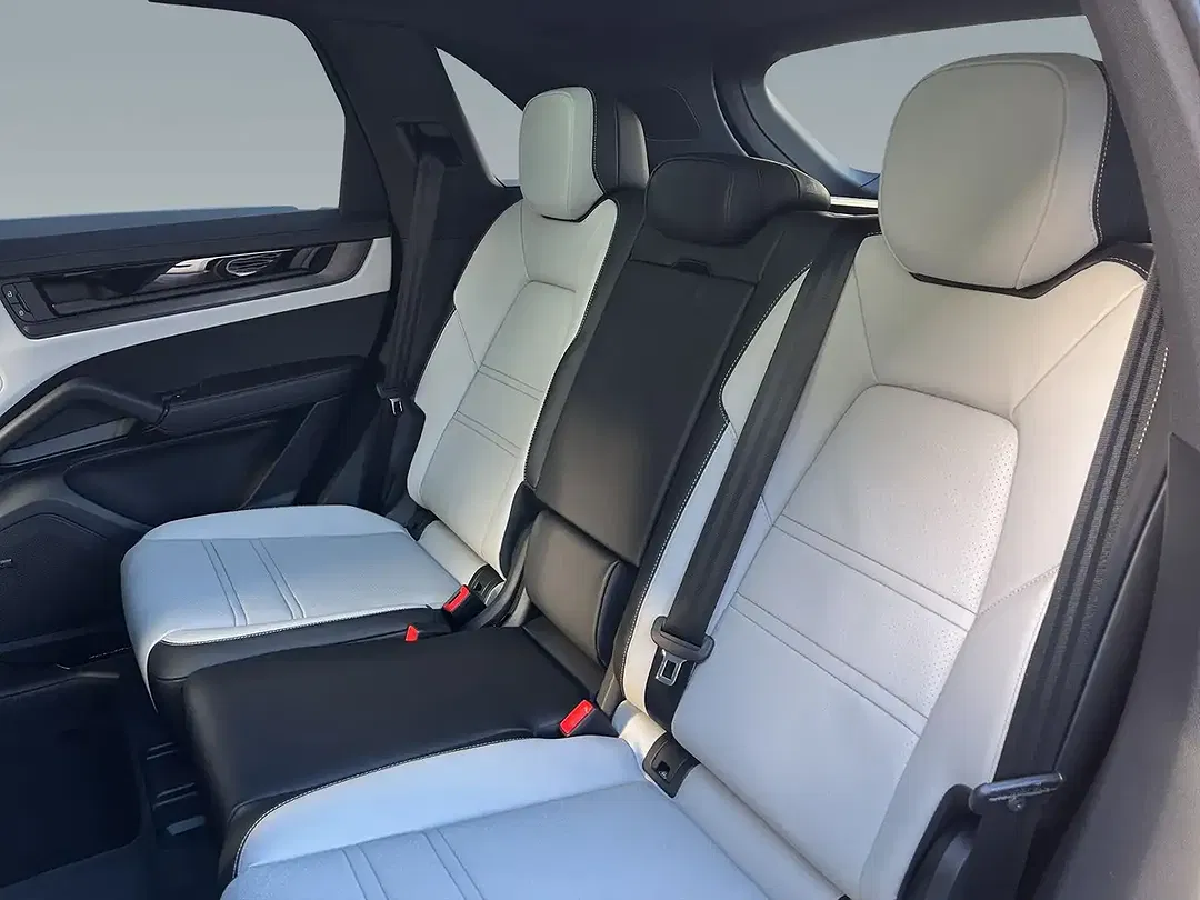 Porsche Cayenne E-Hybrid Edition S - Thumbnail 11