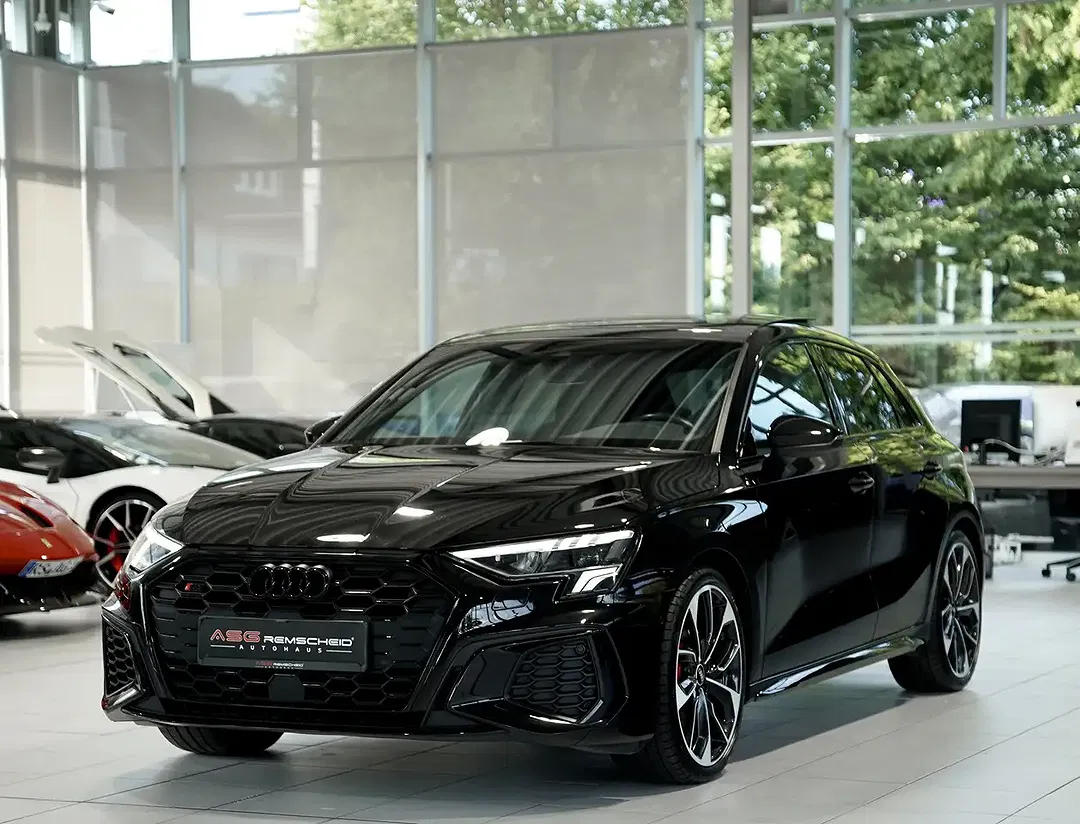 Audi S3 Sportback - Thumbnail 3