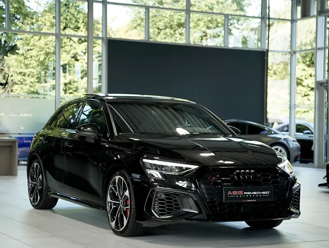 Audi S3 Sportback - Thumbnail 4