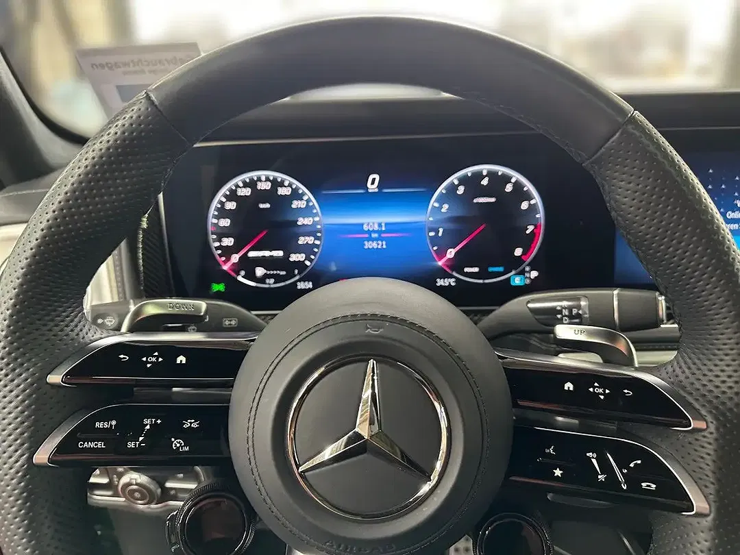 Mercedes-Benz G 63 AMG - Thumbnail 9