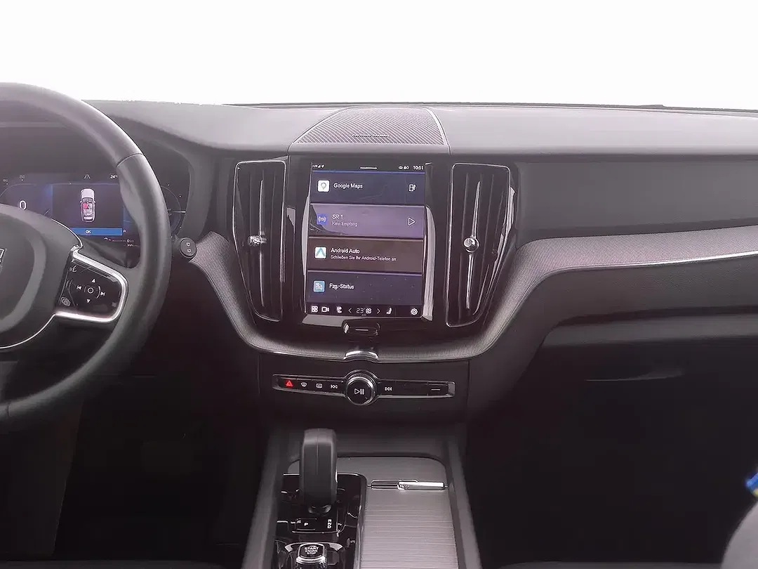 Volvo XC60 T6 AWD Plus Dark - Thumbnail 5