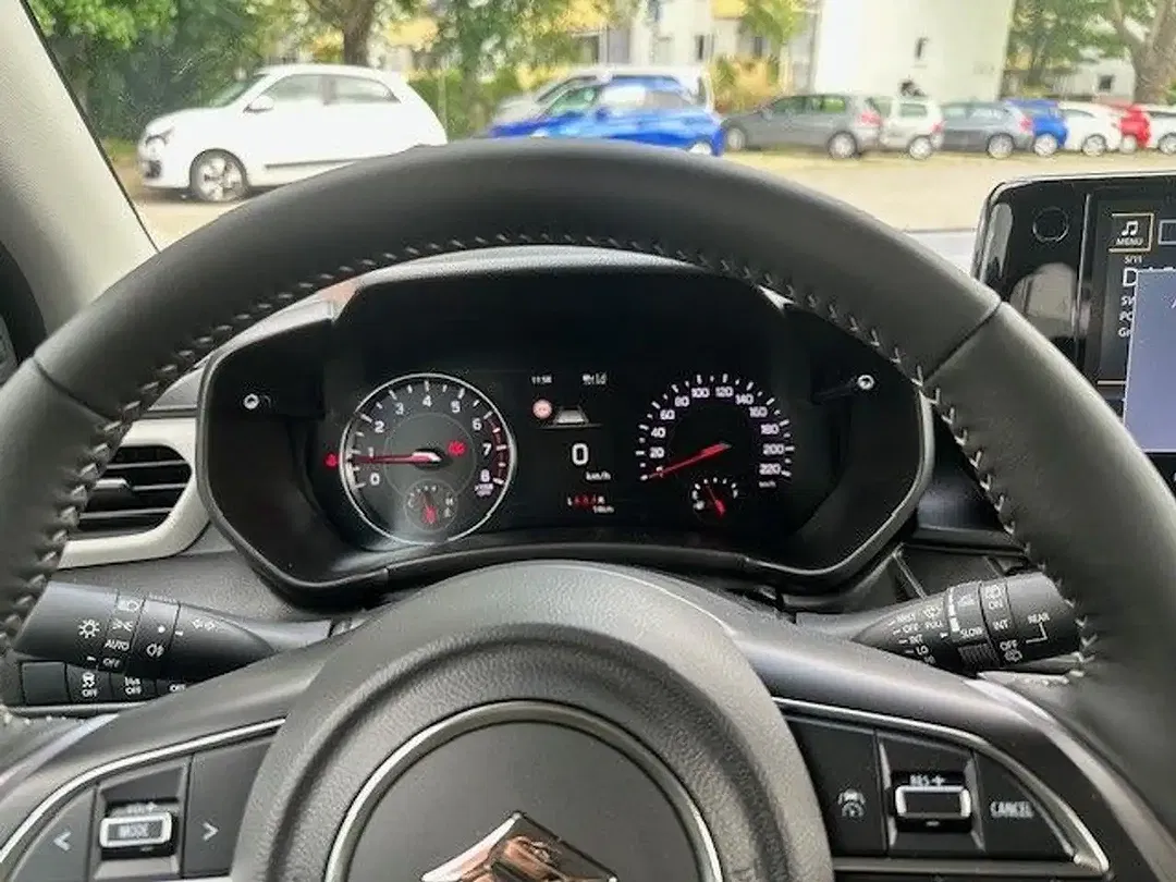 Suzuki Swift Hybrid 1.2 Dualjet CVT Comfort+ - Thumbnail 12