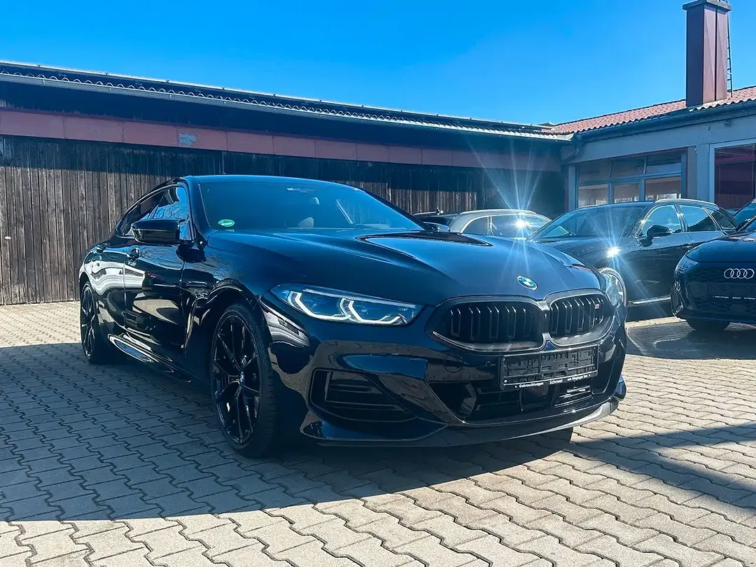 BMW M850 xDrive Coupe - Thumbnail 6