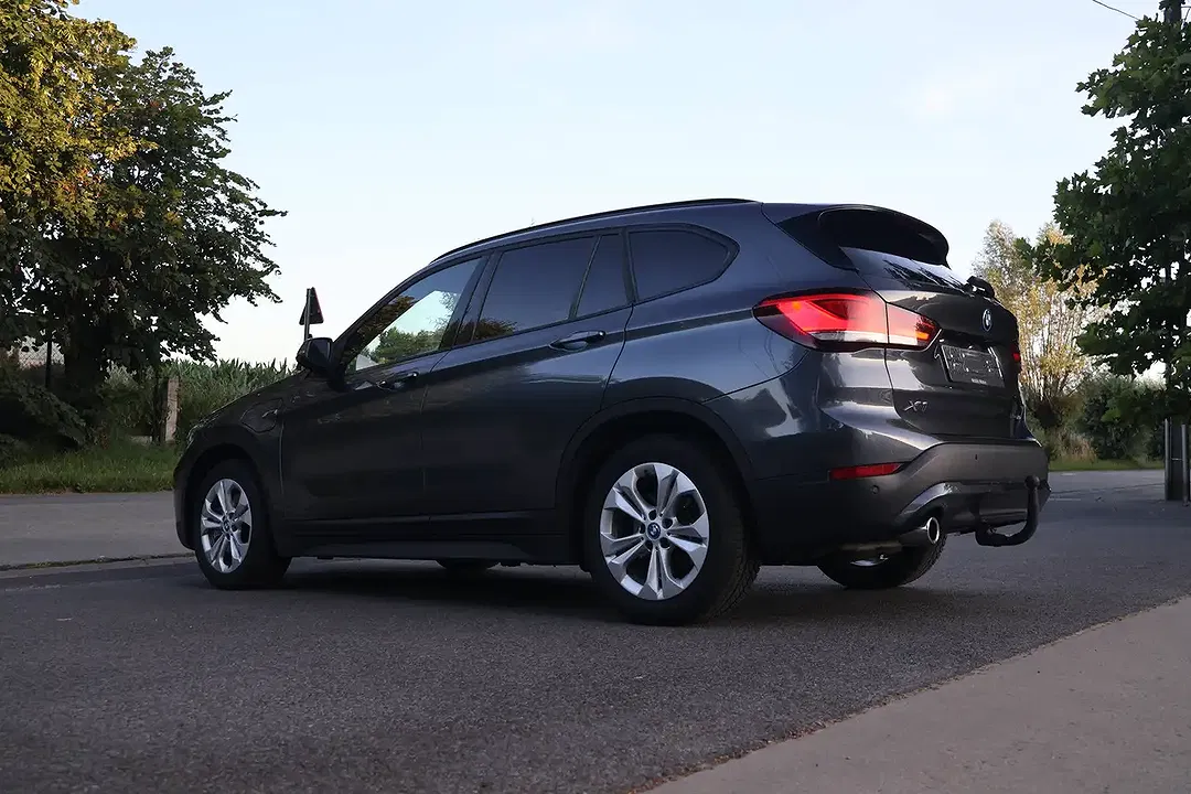 BMW X1 PHEV Hybrid AUT xDrive 4x4 - Thumbnail 8