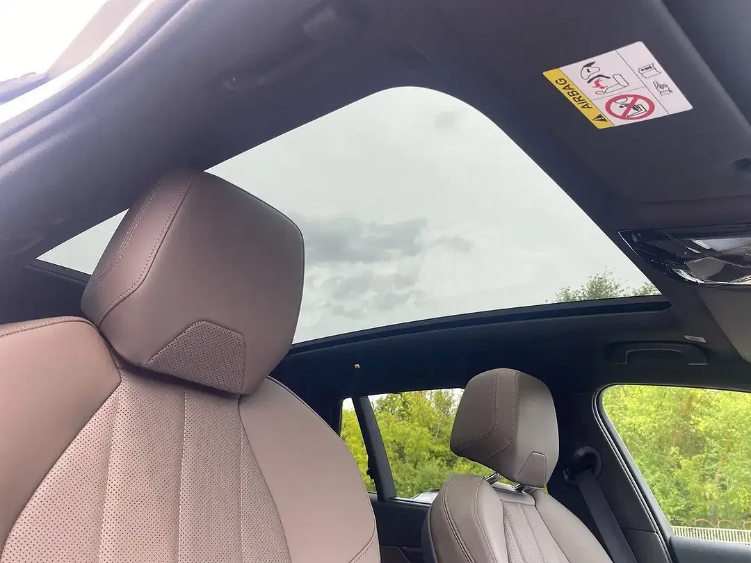 BMW 550 xDrive Touring M Sport - Thumbnail 14