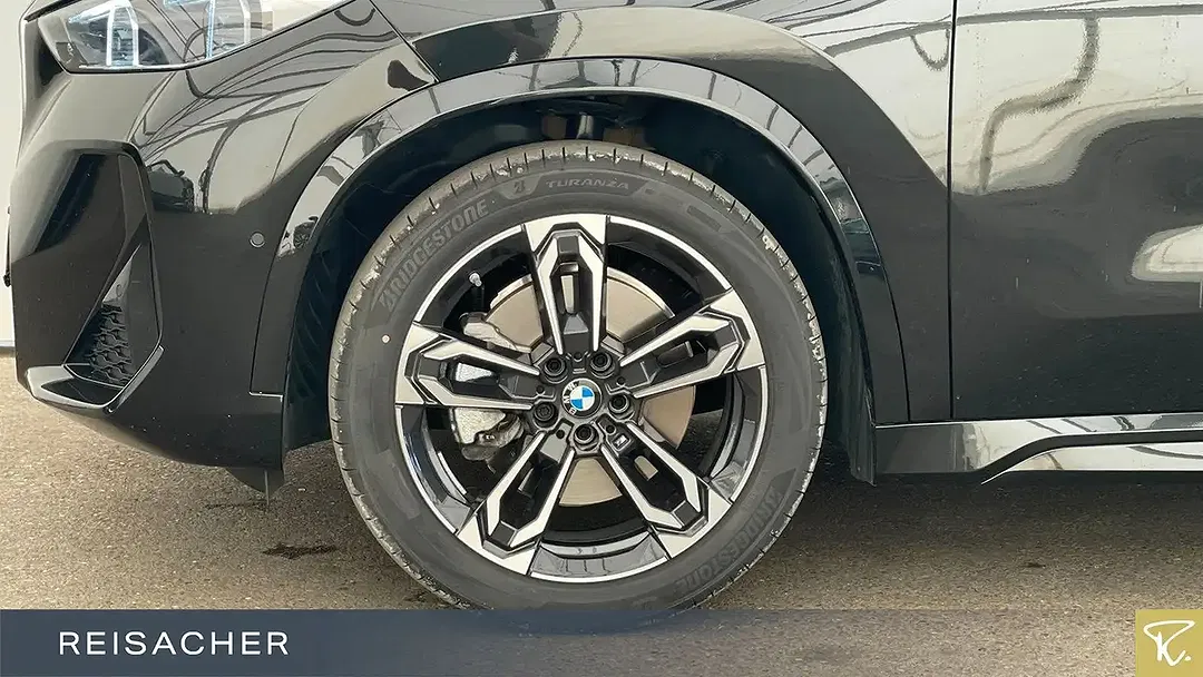 BMW X1 xDrive M Sport - Thumbnail 3