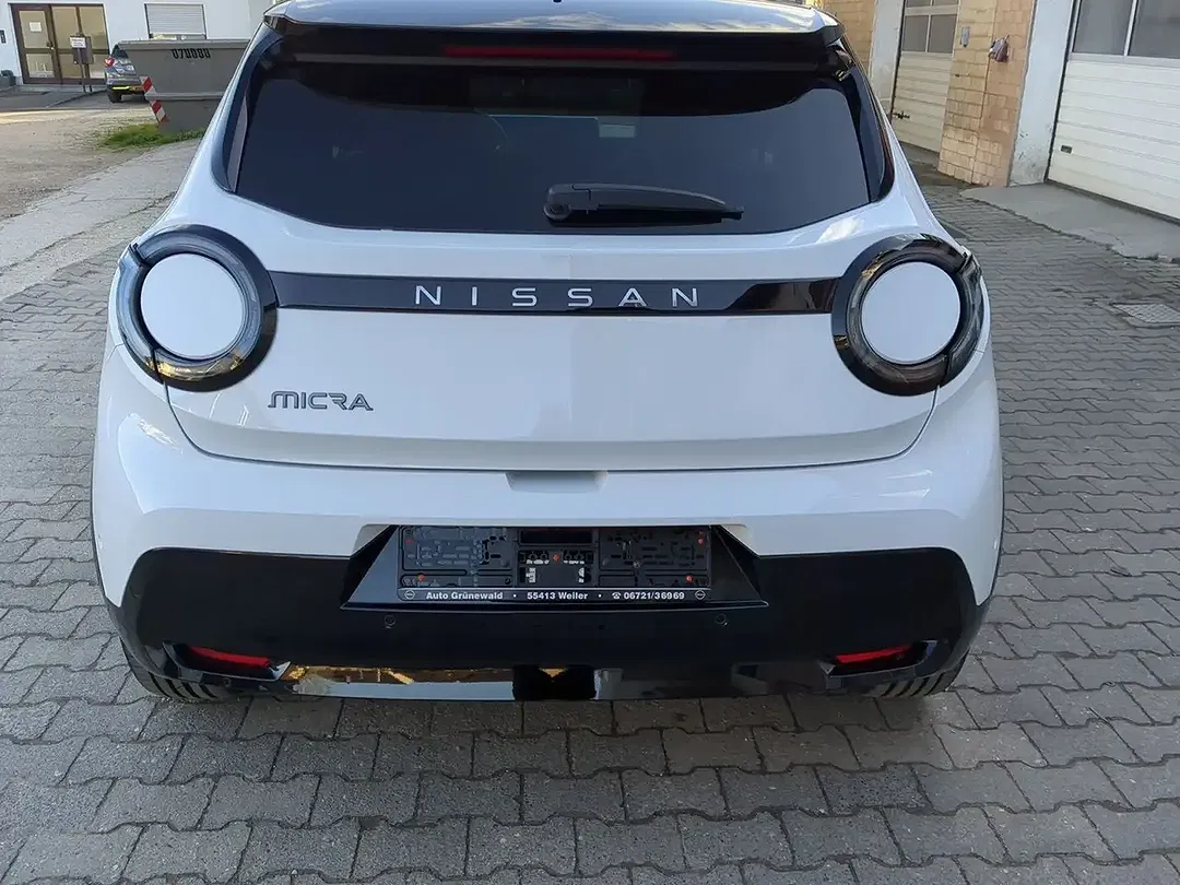 Nissan Micra Evolve - Thumbnail 13