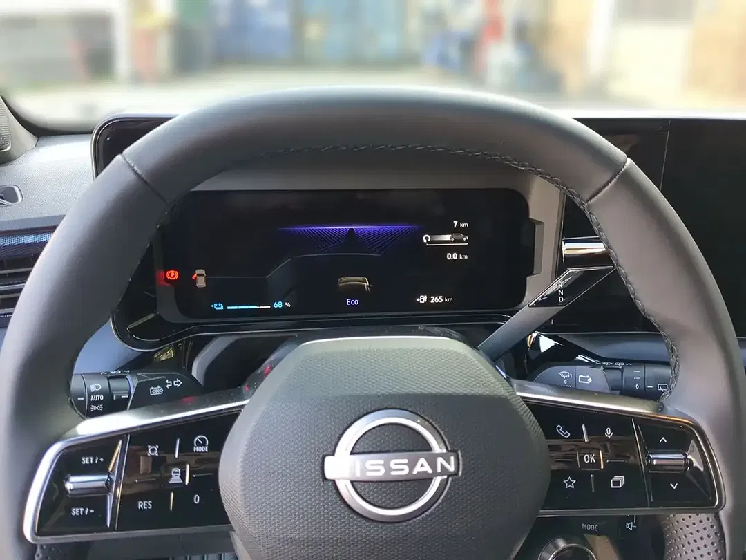 Nissan Micra Evolve - Thumbnail 8
