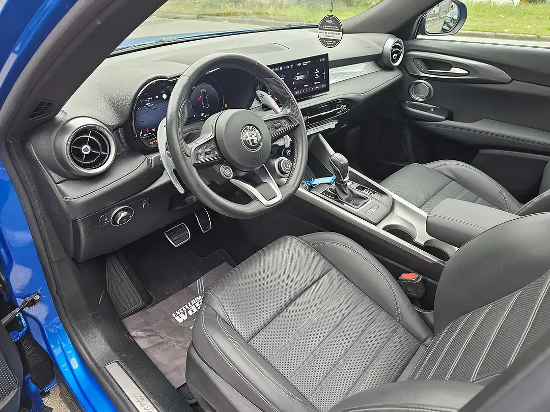 Alfa Romeo Tonale 1.3 PHEV Q4 Veloce - Thumbnail 10