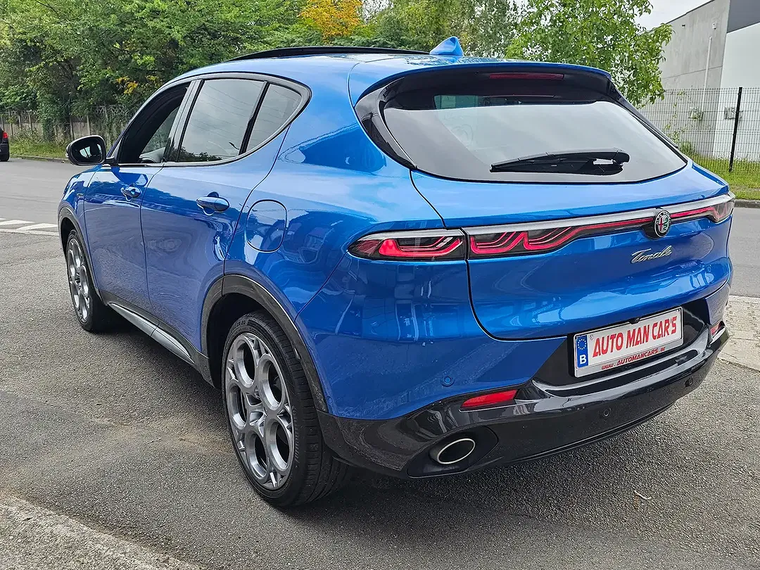 Alfa Romeo Tonale 1.3 PHEV Q4 Veloce - Thumbnail 3