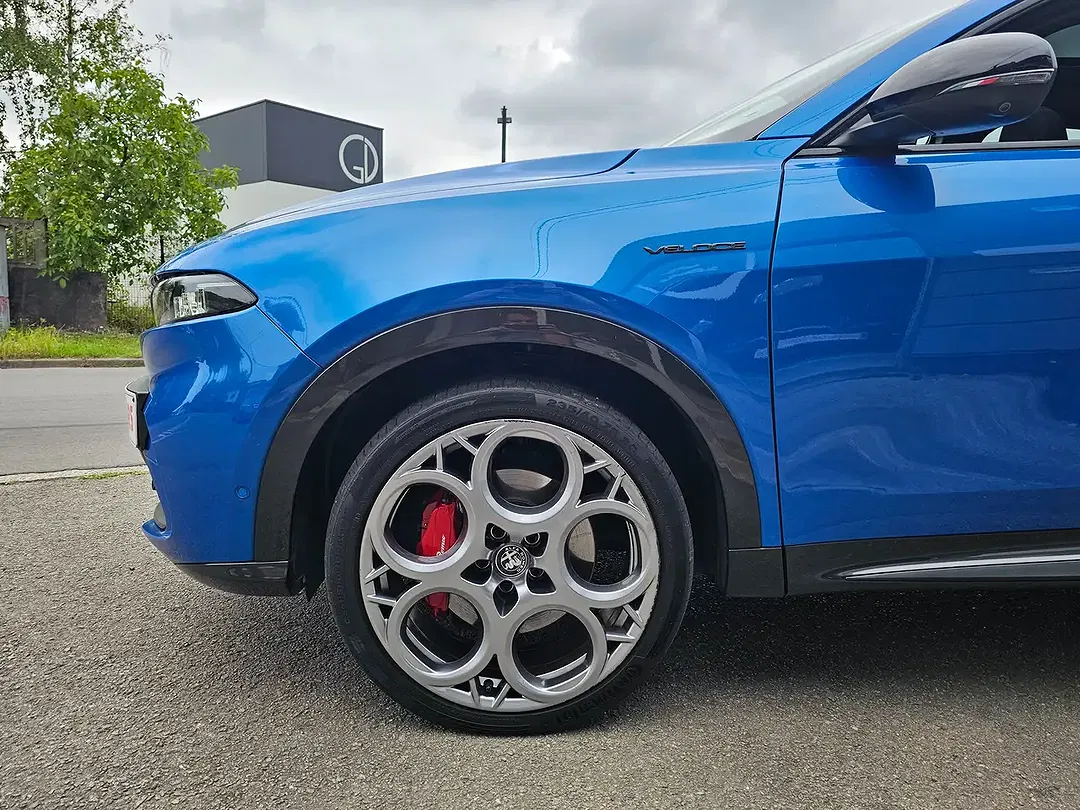 Alfa Romeo Tonale 1.3 PHEV Q4 Veloce - Thumbnail 8