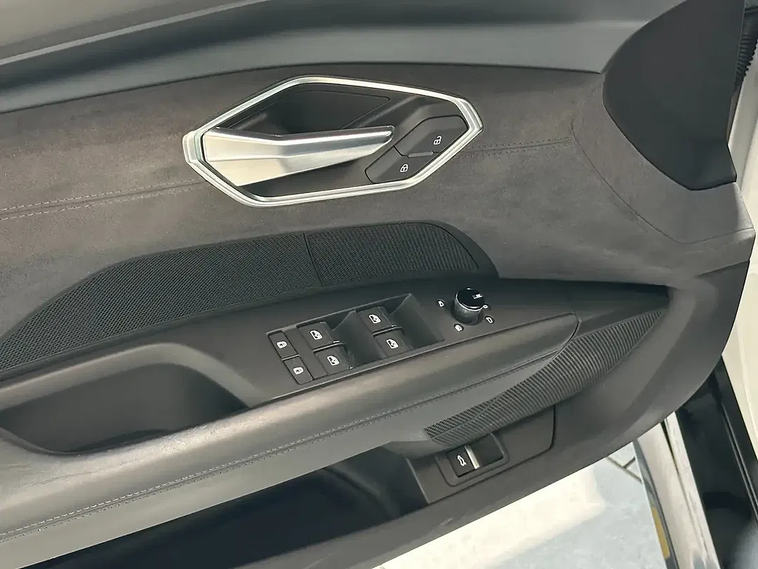 Audi e-tron GT quattro Matrix LED - Thumbnail 7