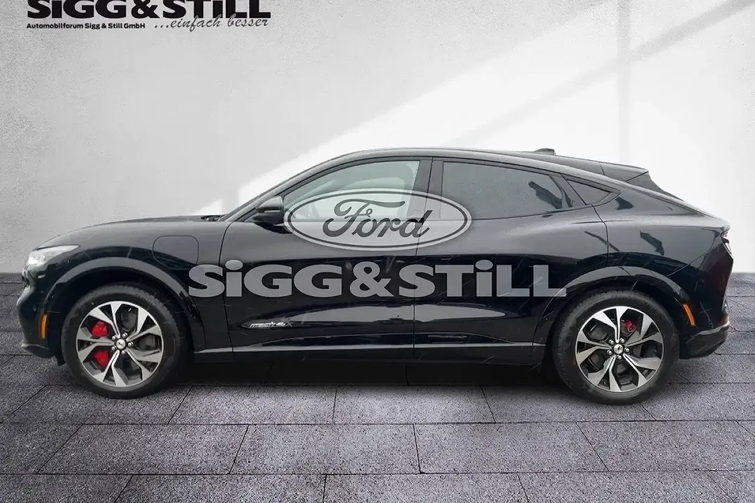 Ford Mustang Mach-E 4x4 Premium - Thumbnail 19