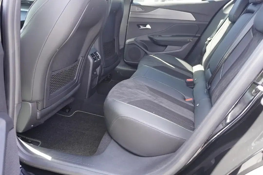 Peugeot 408 145 AUT Hybrid GT Exclusive - Thumbnail 10