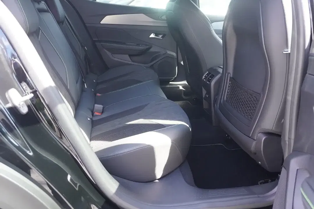Peugeot 408 145 AUT Hybrid GT Exclusive - Thumbnail 11