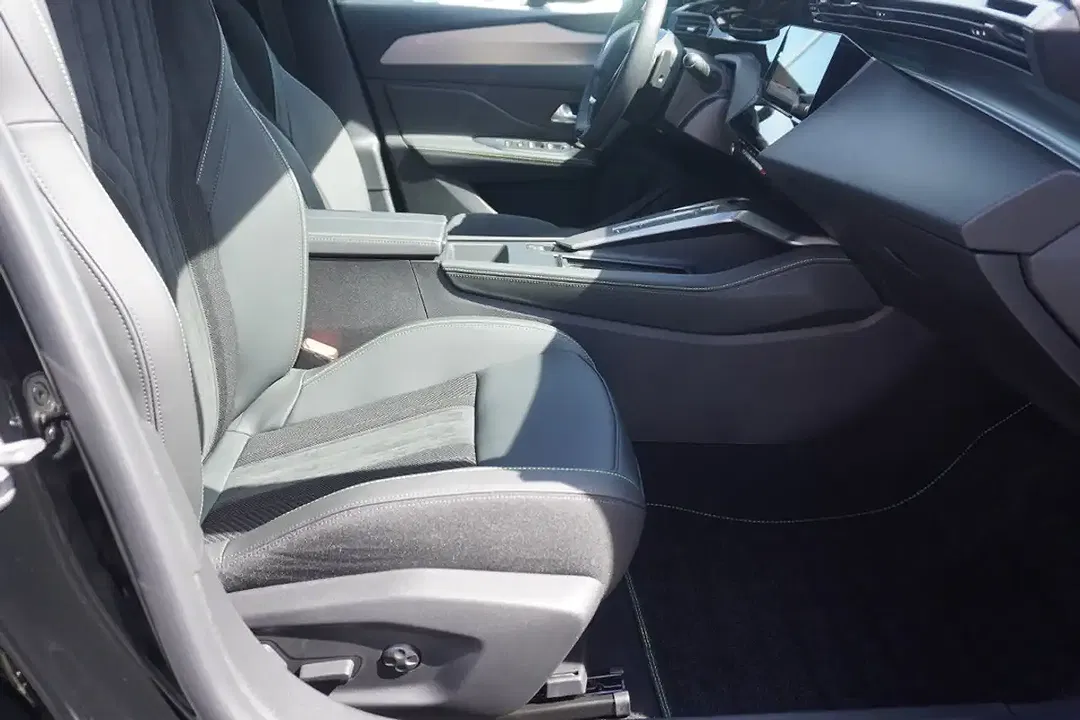 Peugeot 408 145 AUT Hybrid GT Exclusive - Thumbnail 12
