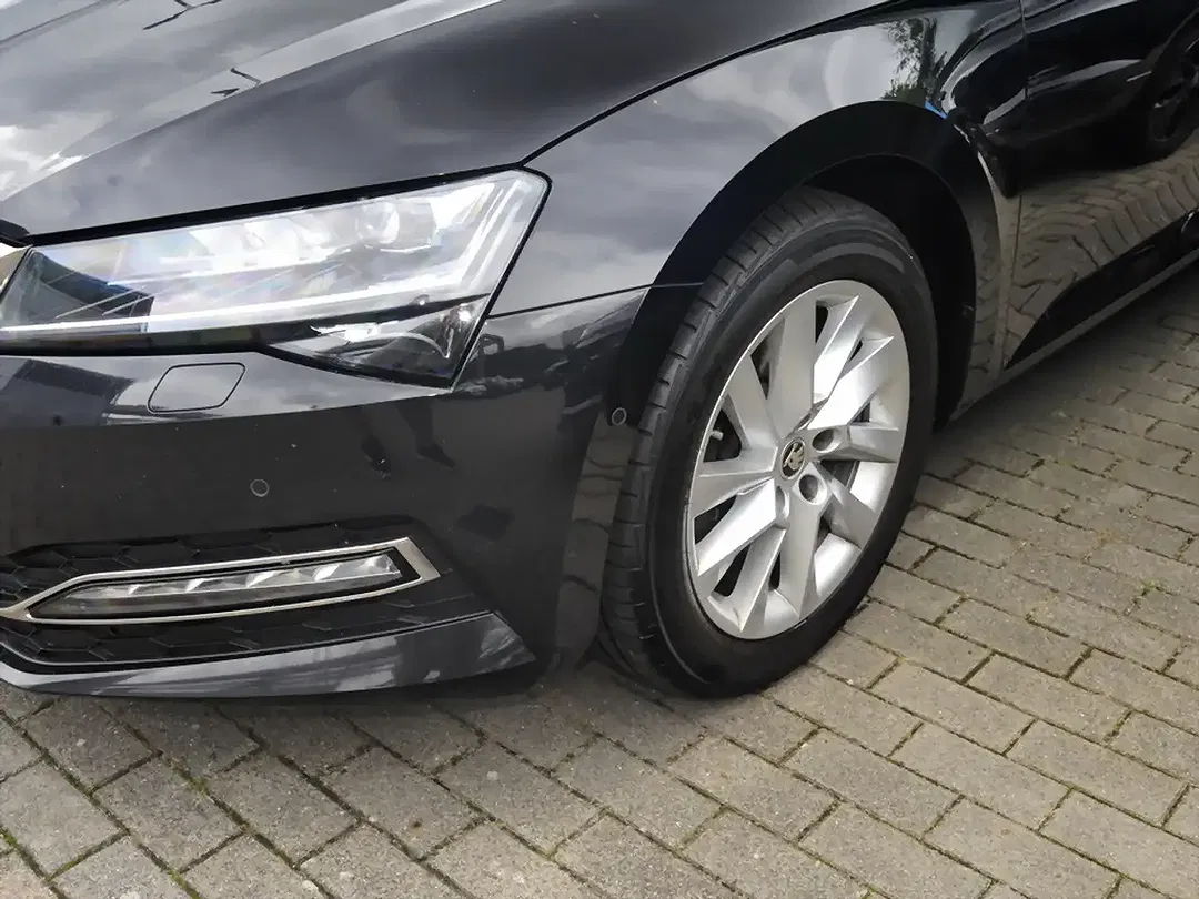 Skoda Superb 2.0 TDI Combi Style - Thumbnail 5