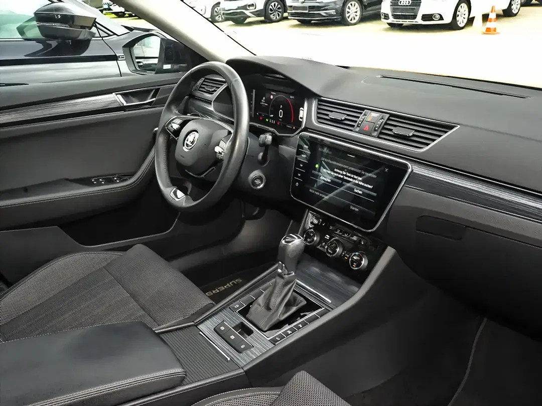 Skoda Superb 2.0 TDI Combi Style - Thumbnail 6