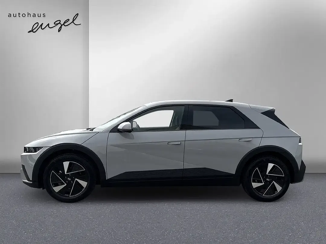 Hyundai IONIQ 5 UNIQ - Thumbnail 3