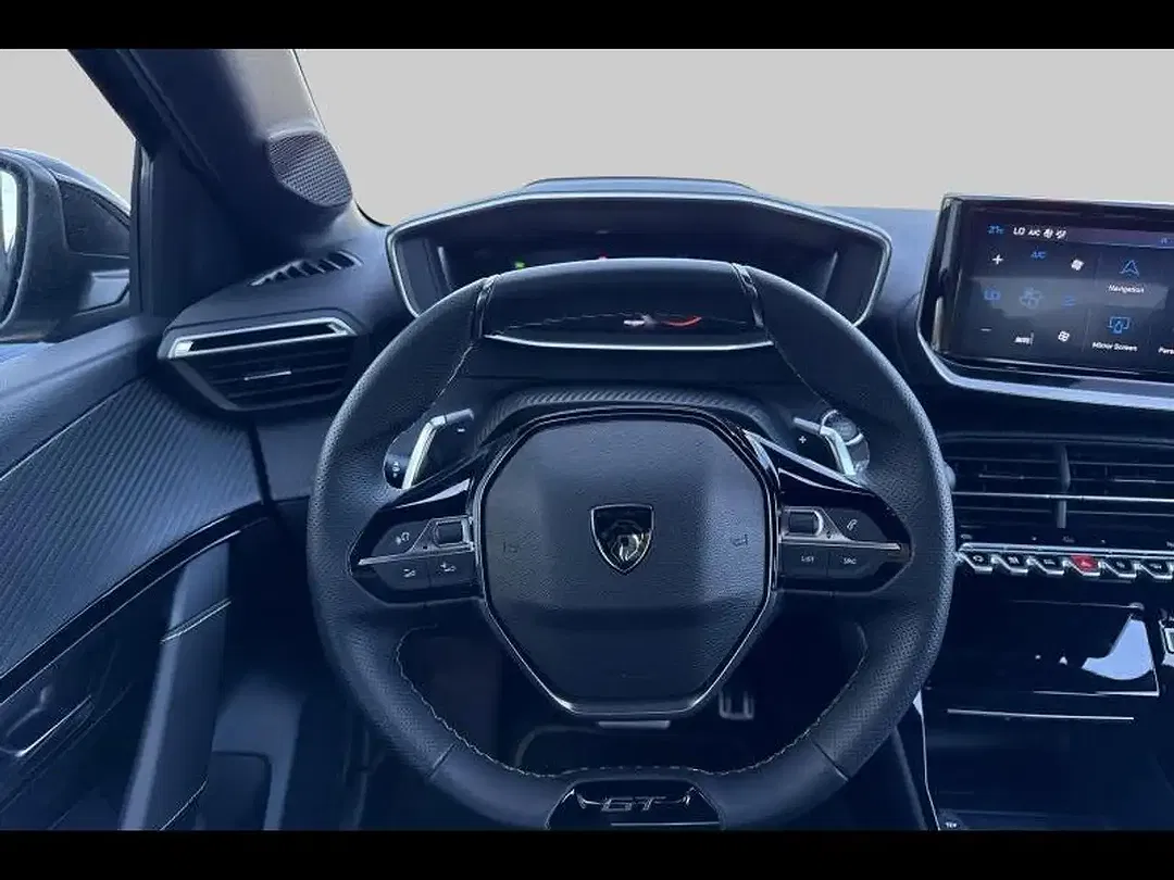 Peugeot 208 - Thumbnail 8