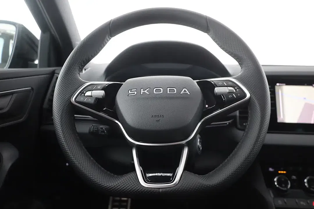 Skoda Karoq 1.5 TSI DSG Sportline - Thumbnail 13
