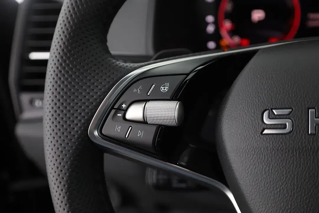 Skoda Karoq 1.5 TSI DSG Sportline - Thumbnail 14
