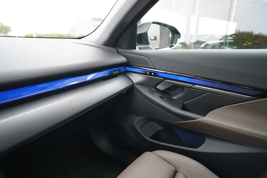 BMW i5 eDrive - Thumbnail 9