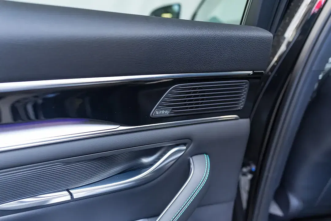 BYD Seal U - foto 15