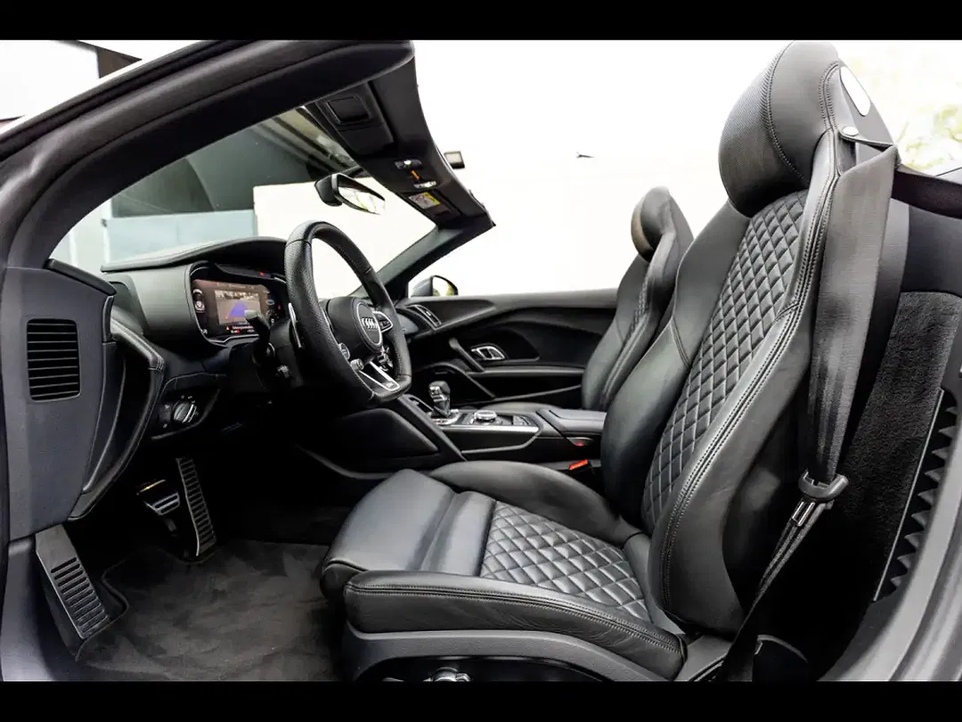 Audi R8 5.2 V10 FSI S tronic quattro performance - Thumbnail 11