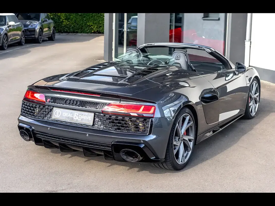 Audi R8 5.2 V10 FSI S tronic quattro performance - Thumbnail 6