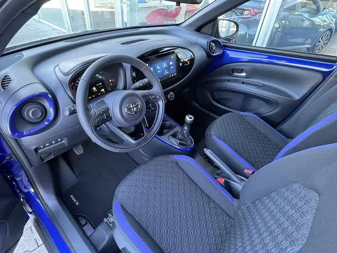 Toyota Aygo X Teamplayer - Thumbnail 7