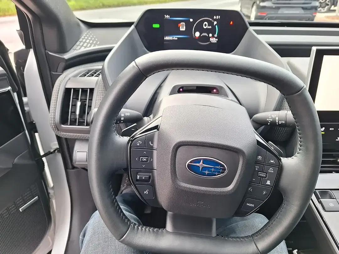Subaru Solterra 150kW 71.4 kWh Platinum Plus - Thumbnail 5