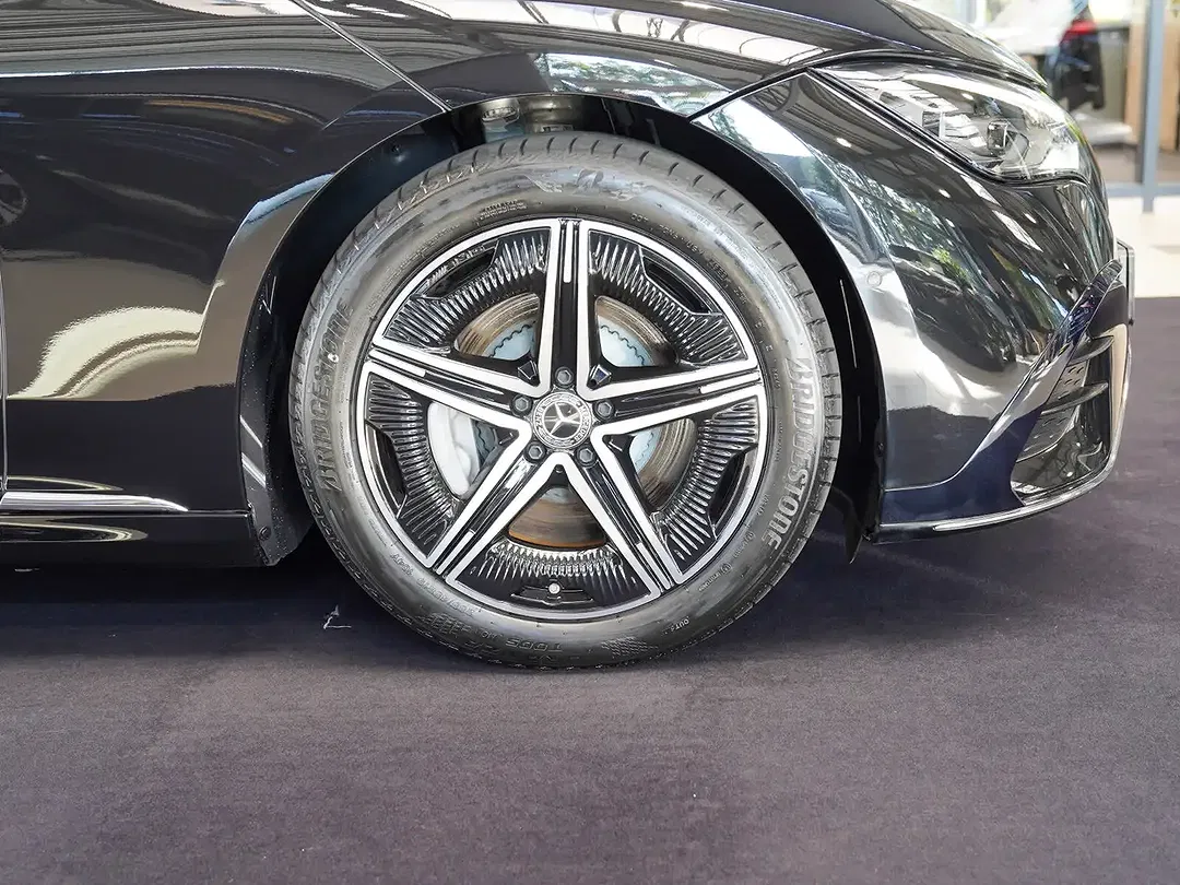 Mercedes-Benz EQE 500 4MATIC AIRMATIC Burmester AMG Line - foto 2