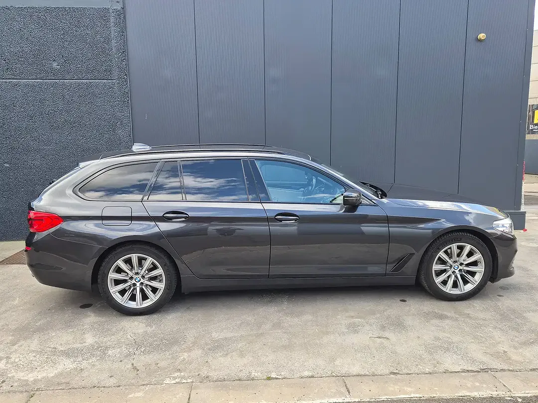 BMW 518 Touring - Thumbnail 4