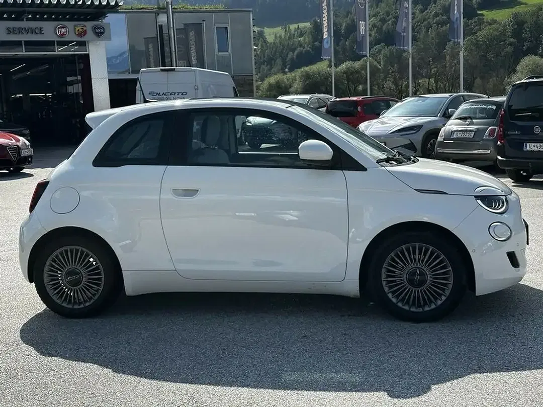 Fiat 500e Icon - Thumbnail 7