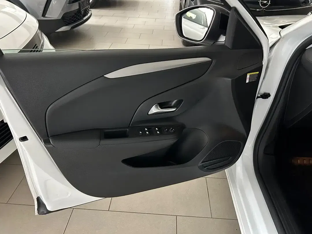 Opel Corsa Edition - Thumbnail 11