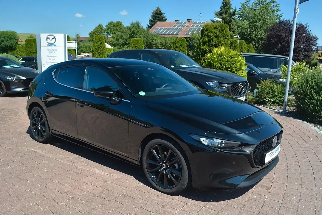 Mazda 3 Homura - Thumbnail 4